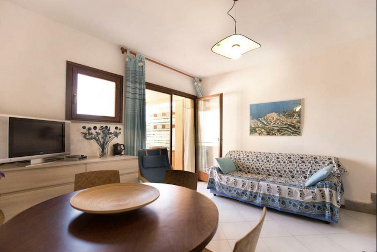Glicine 7 Villa Stintino Buitenkant foto